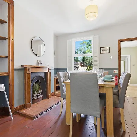 Beautiful - Close To Historic York - Pass The Keys Haxby
